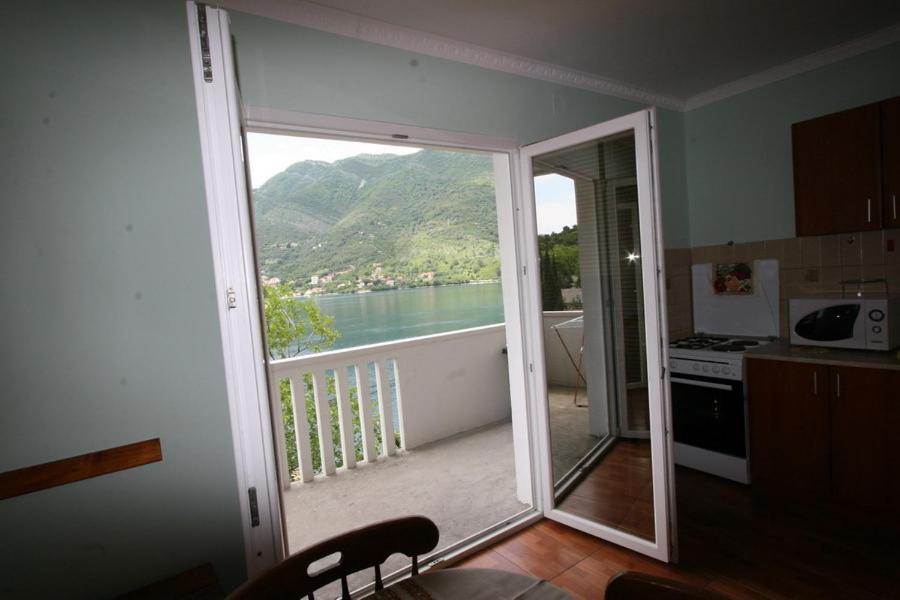 Paunovic Apartments Tivat Room photo