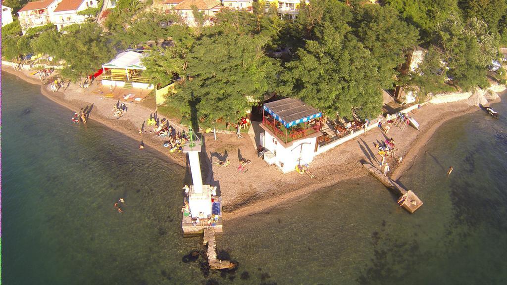 Paunovic Apartments Tivat Exterior photo